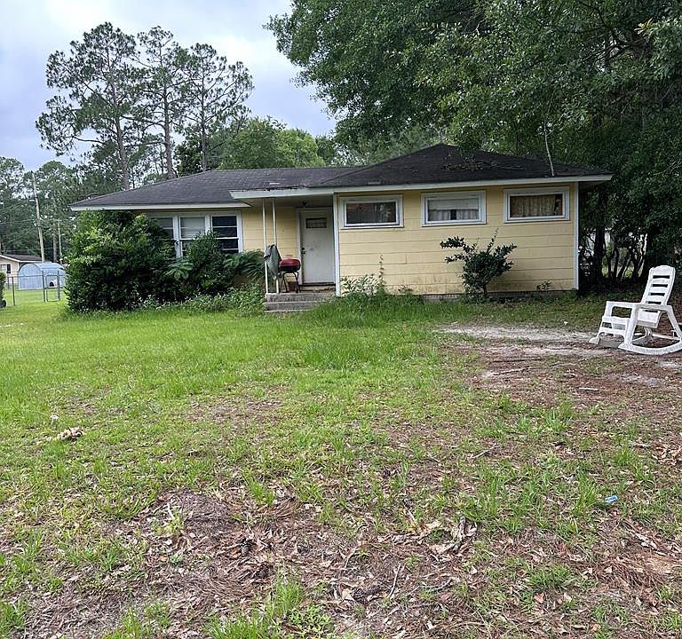 1st image of 1804 Clover Dr