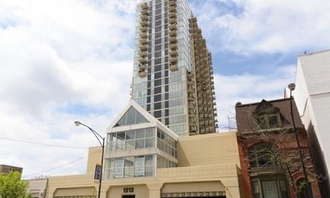 1st image of 1212 N Lasalle St #2206