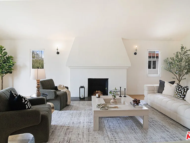 450 N Orange Dr #U — Photo 10