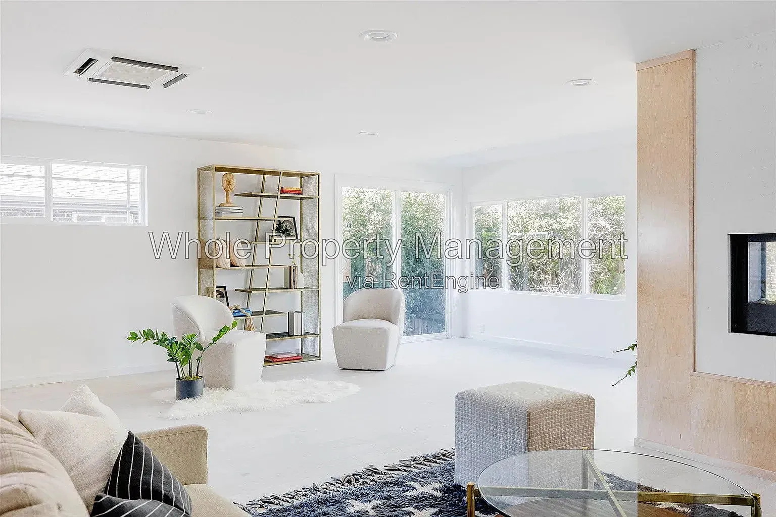 4 bed, 4.0 bath, 3465 sqft, $3,999 — Photo 4