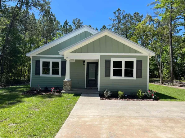 47 Winter St, Sopchoppy, FL 32358