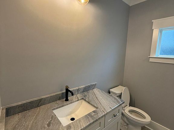 4th image of 7367 Paxton Cir #19