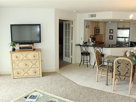 4th image of 1 Ocean Ln APT 2415