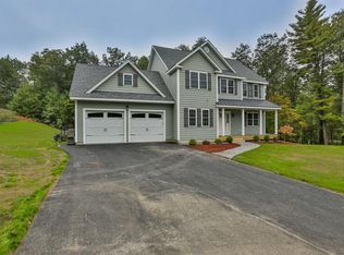 200 Reservoir Rd, Lunenburg, MA 01462