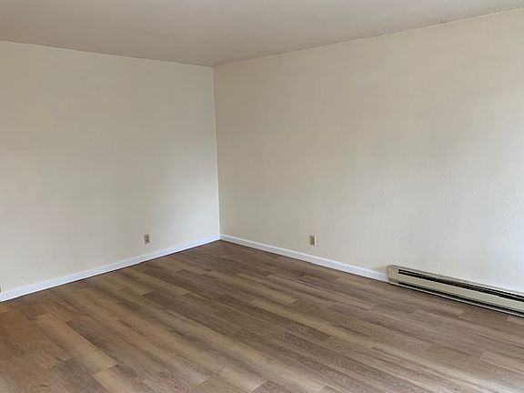 4th image of 1552 NW 51st St