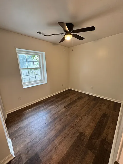 2 bed, 900 sqft, $1,400 — Photo 2