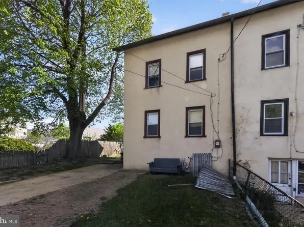 113 S Chestnut St, Ambler, PA 19002