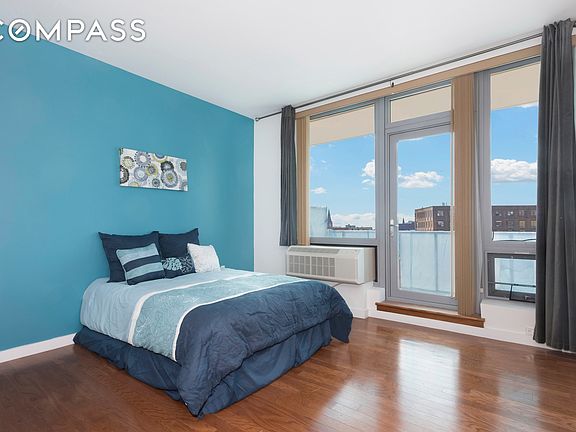 3rd image of 549 Borden Ave #L4