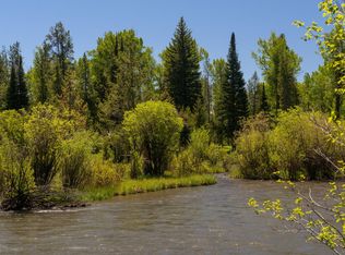 5075 W Rainbow Trout Ln, Wilson, WY 83014