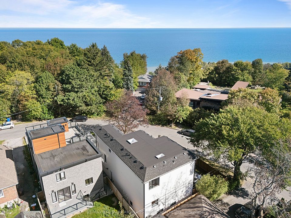 1st image of 44 Sunnypoint Cres