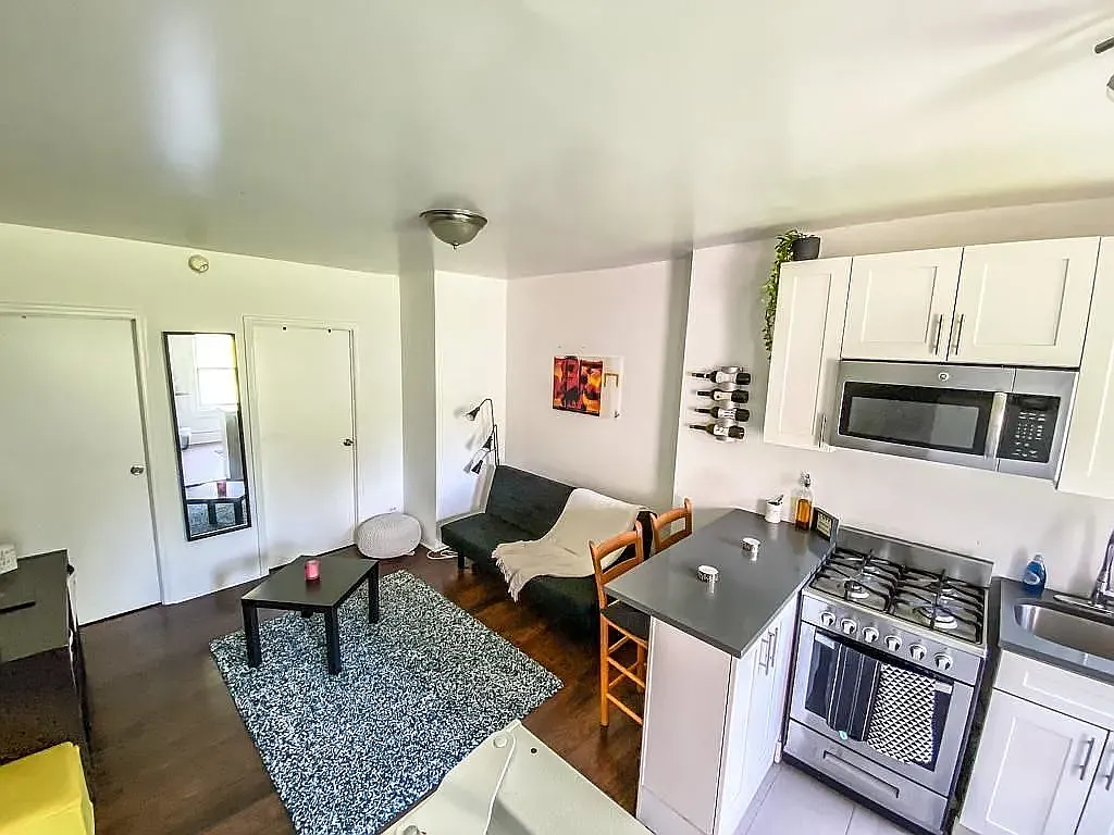 152 South 2nd Street — Photo 4