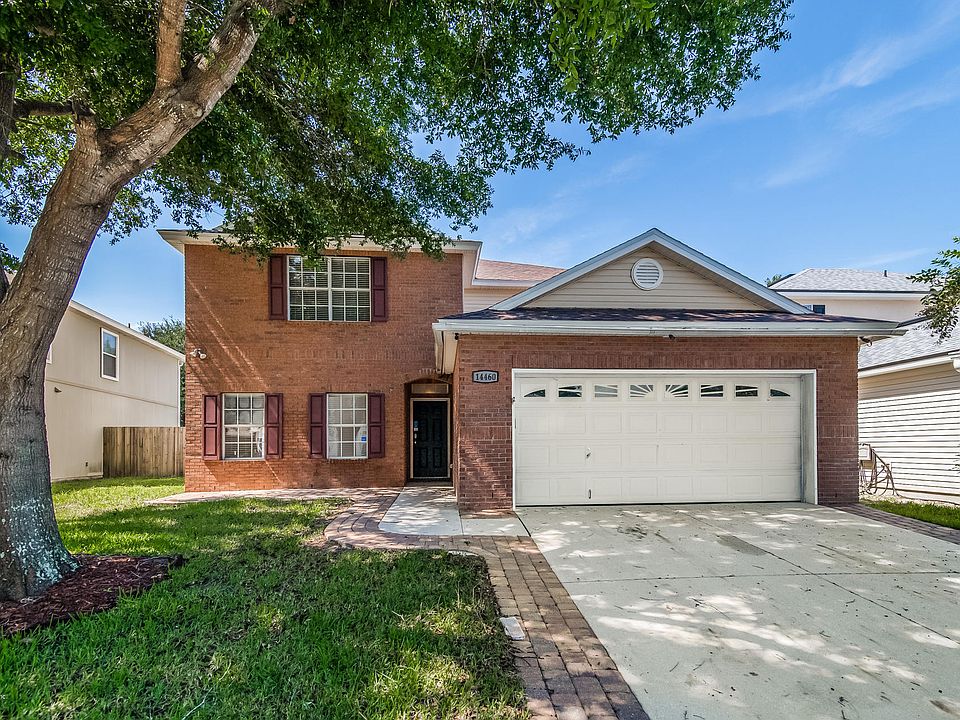1st image of 14460 Woodfield Cir N