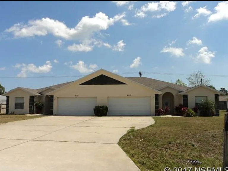 2105 India Palm Dr — Photo 2