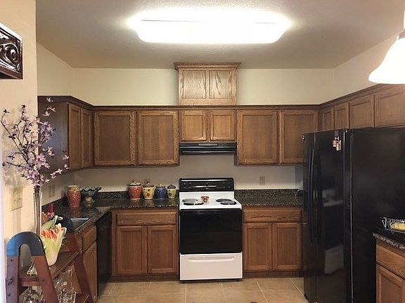 4th image of 10706 International Blvd Unit 107