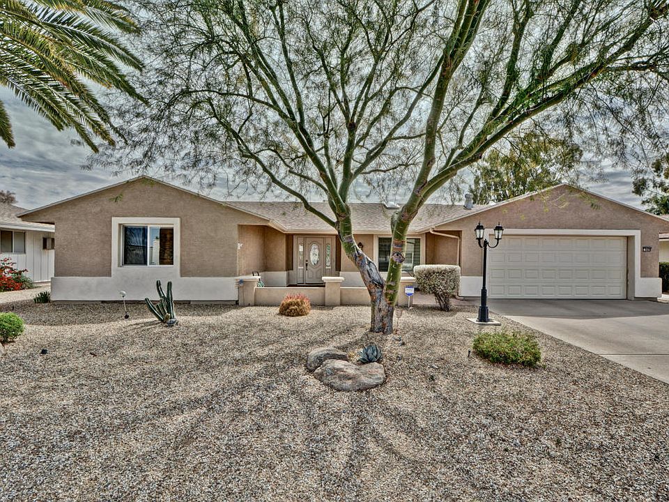 1st image of 9409 W Briarwood Cir