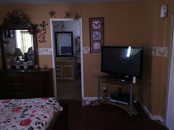 4th image of 577 Hermitage Dr