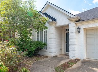 101 White Oak Trce, Lexington, KY 40511