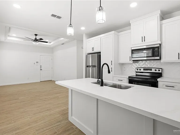 1205 S Waterfall Ave #1 — Photo 5