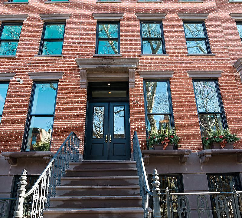 1st image of 225 Carlton Ave #1