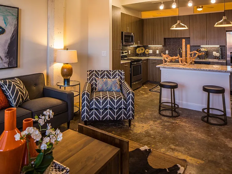 Magnolia Lofts on Vickery — Photo 5