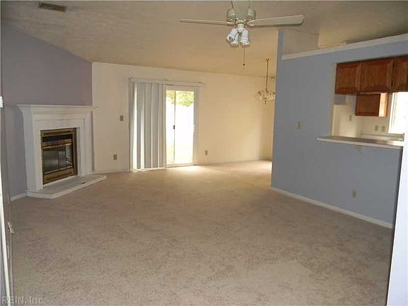 3rd image of 469 Springmont Ct