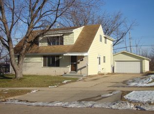 1003 S Washington St, Janesville, WI 53546