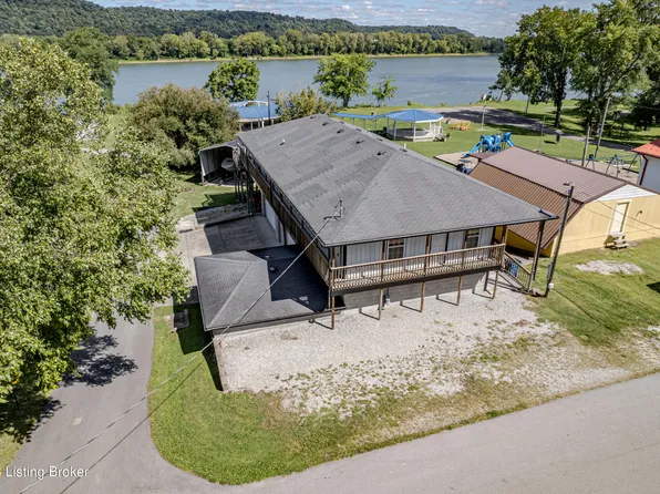 612 Elm St, West Pt, KY 40177