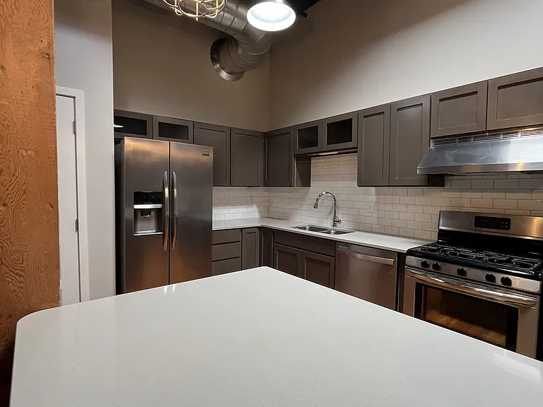 320 S Phillips Ave #304 — Photo 10