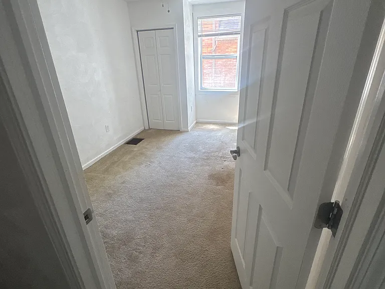200 Cornell Ave #202 — Photo 5
