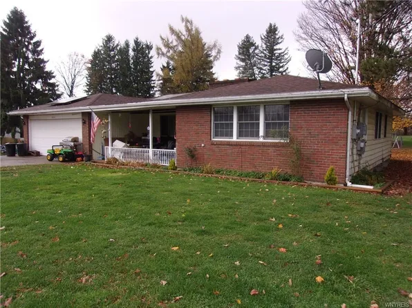 9553 Main St, Machias, NY 14101