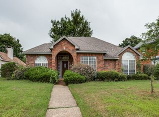 1202 Cardigan St, Garland, TX 75040