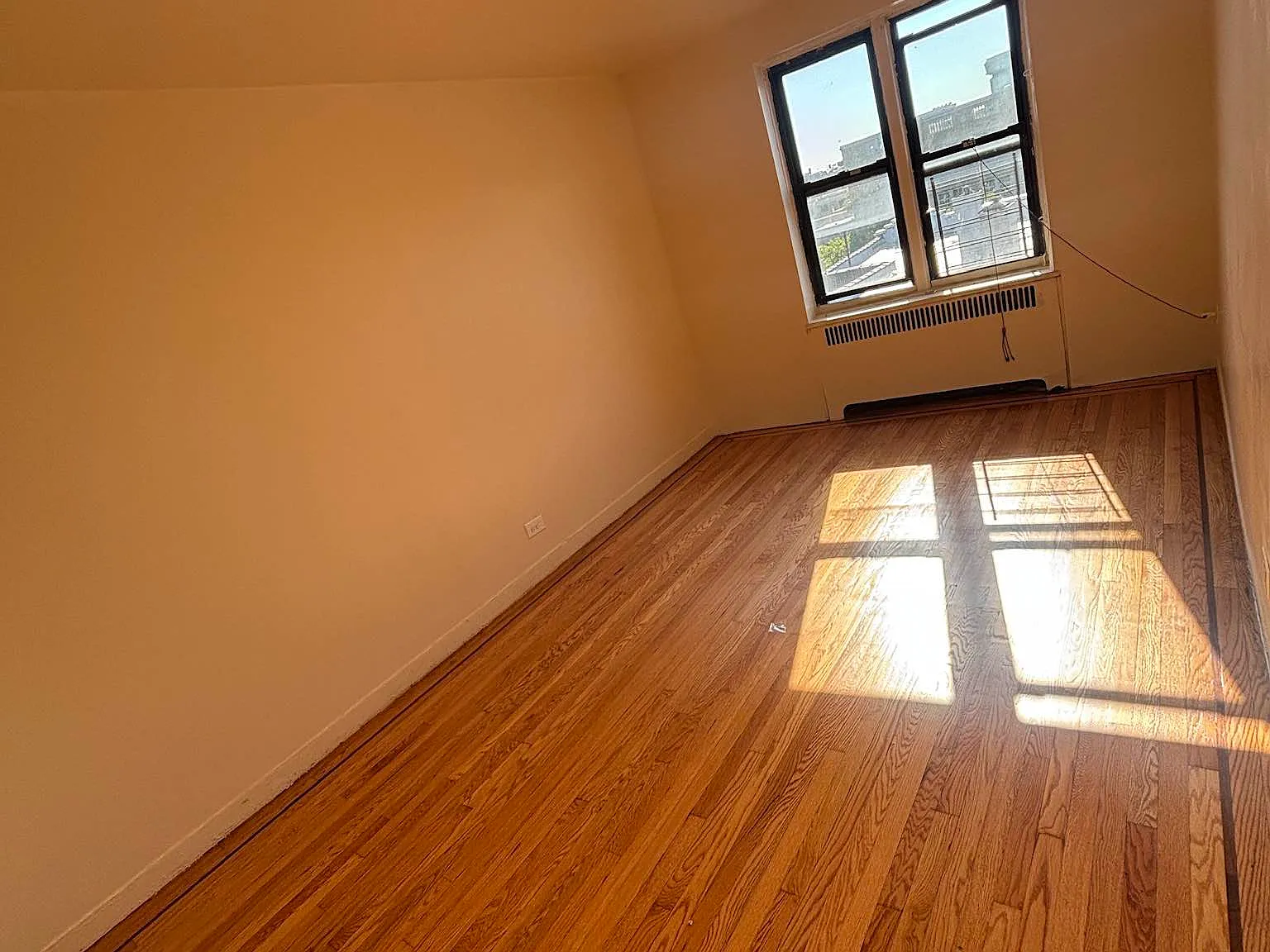 95 West 195th Street — Photo 3