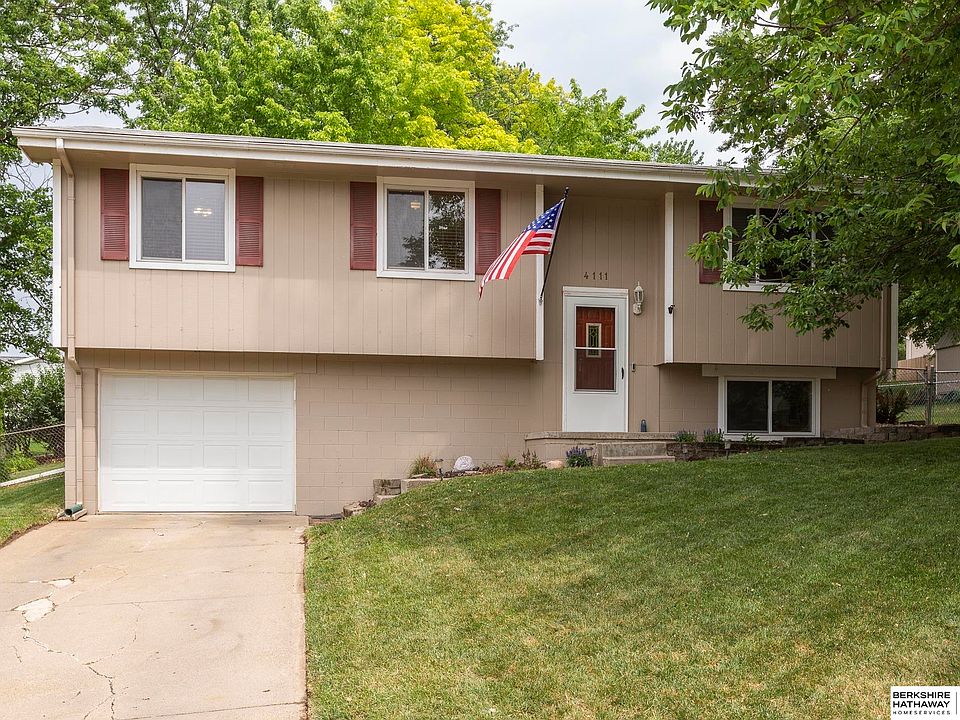 1st image of 4111 N 213th Cir