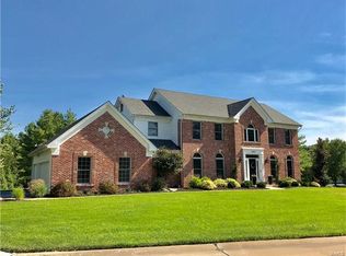 17517 Melanie Ridge Ct, Chesterfield, MO 63005