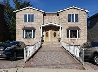 729 Chestnut St #A, Secaucus, NJ 07094