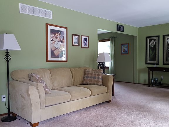 5th image of S45W25118 Black Oak Ln