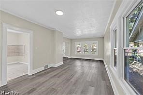 5th image of 3623 E 139th St