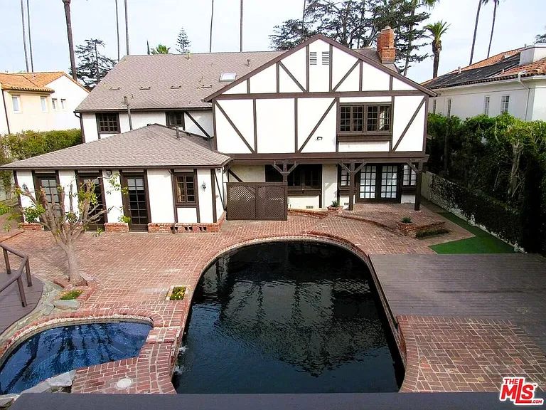 605 Foothill Rd — Photo 5