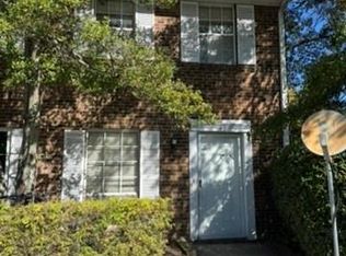 1311 W Meadowview Rd APT H, Greensboro, NC 27403