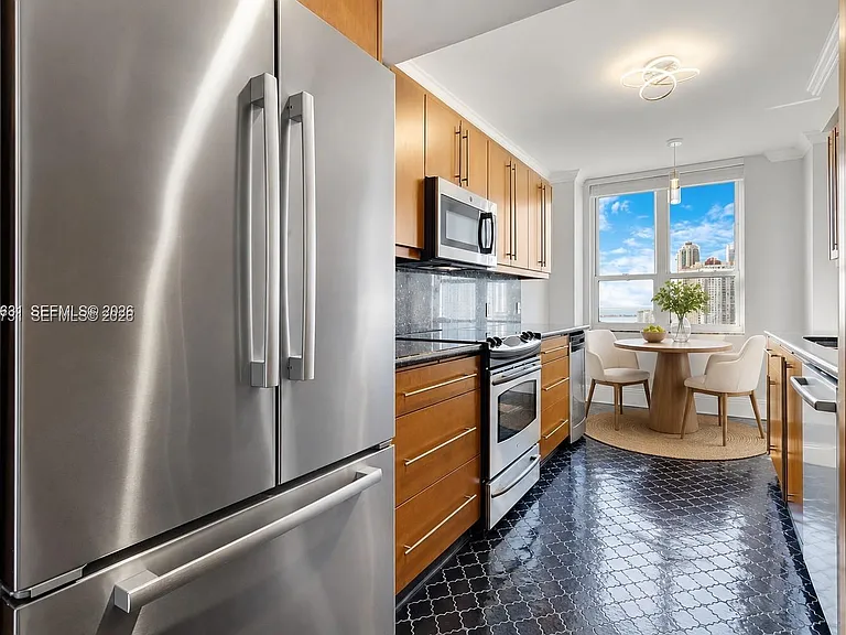 701 Brickell Key Blvd #2103 — Photo 4