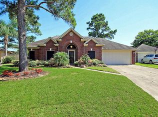 1505 Silver Maple Ln, Pearland, TX 77581