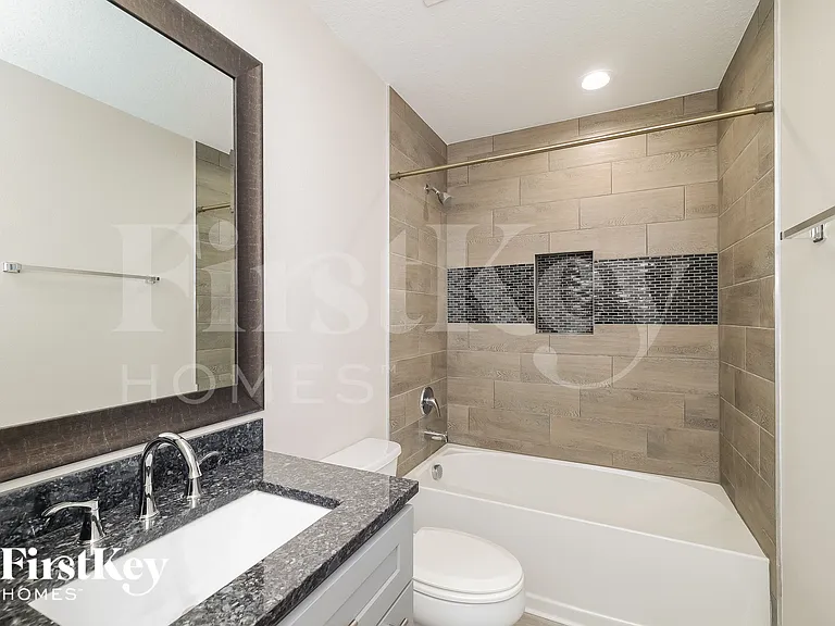 421 Finley Ave — Photo 12