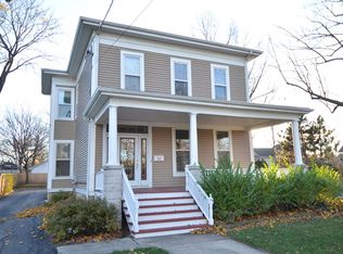 519 E 10th St, Lockport, IL 60441