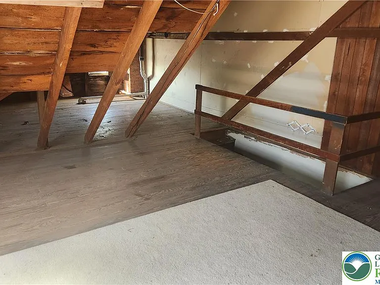 28 E Walnut St — Photo 12