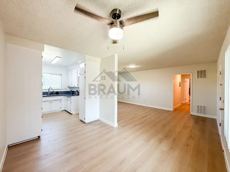 5131 Buffalo Ave — Photo 19