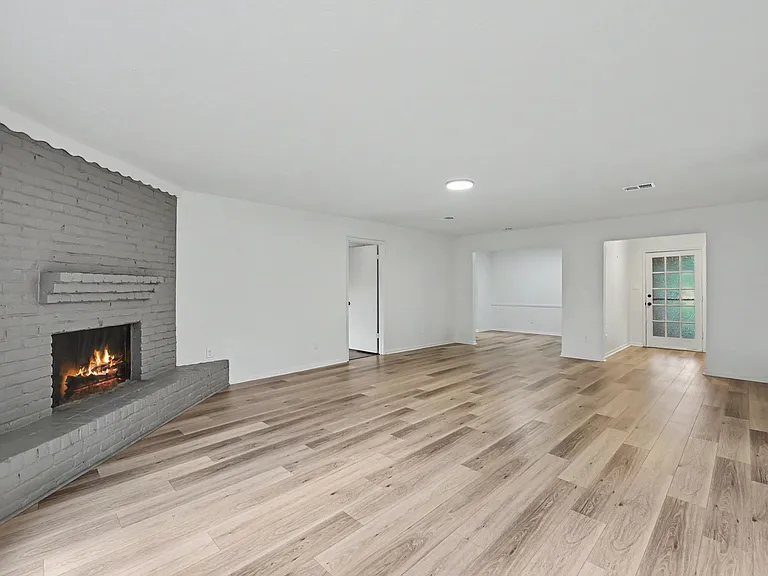 1409 S 3rd St — Photo 5