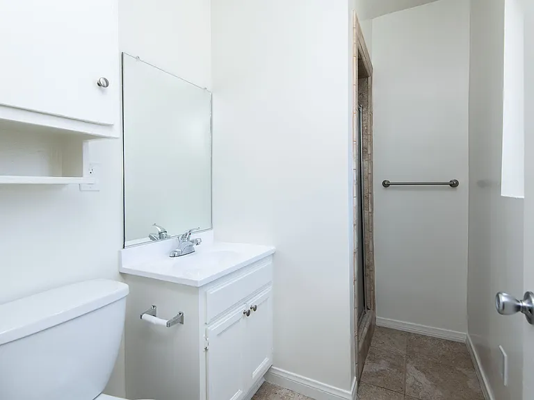 3737 Midvale Ave #3A — Photo 8