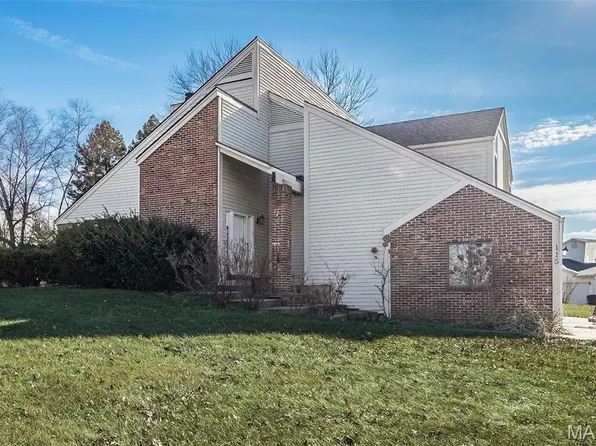 115 Timberidge Dr, Saint Peters, MO 63376