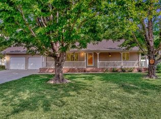 2712 Acacia Ave, Newton, KS 67117