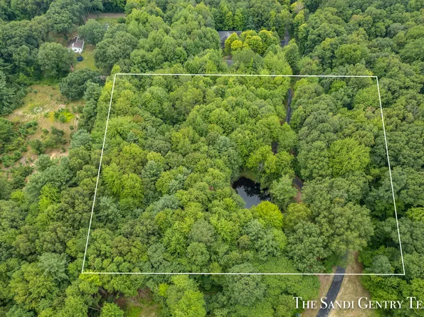 0 Hidden Cv, Fruitport, MI 49415